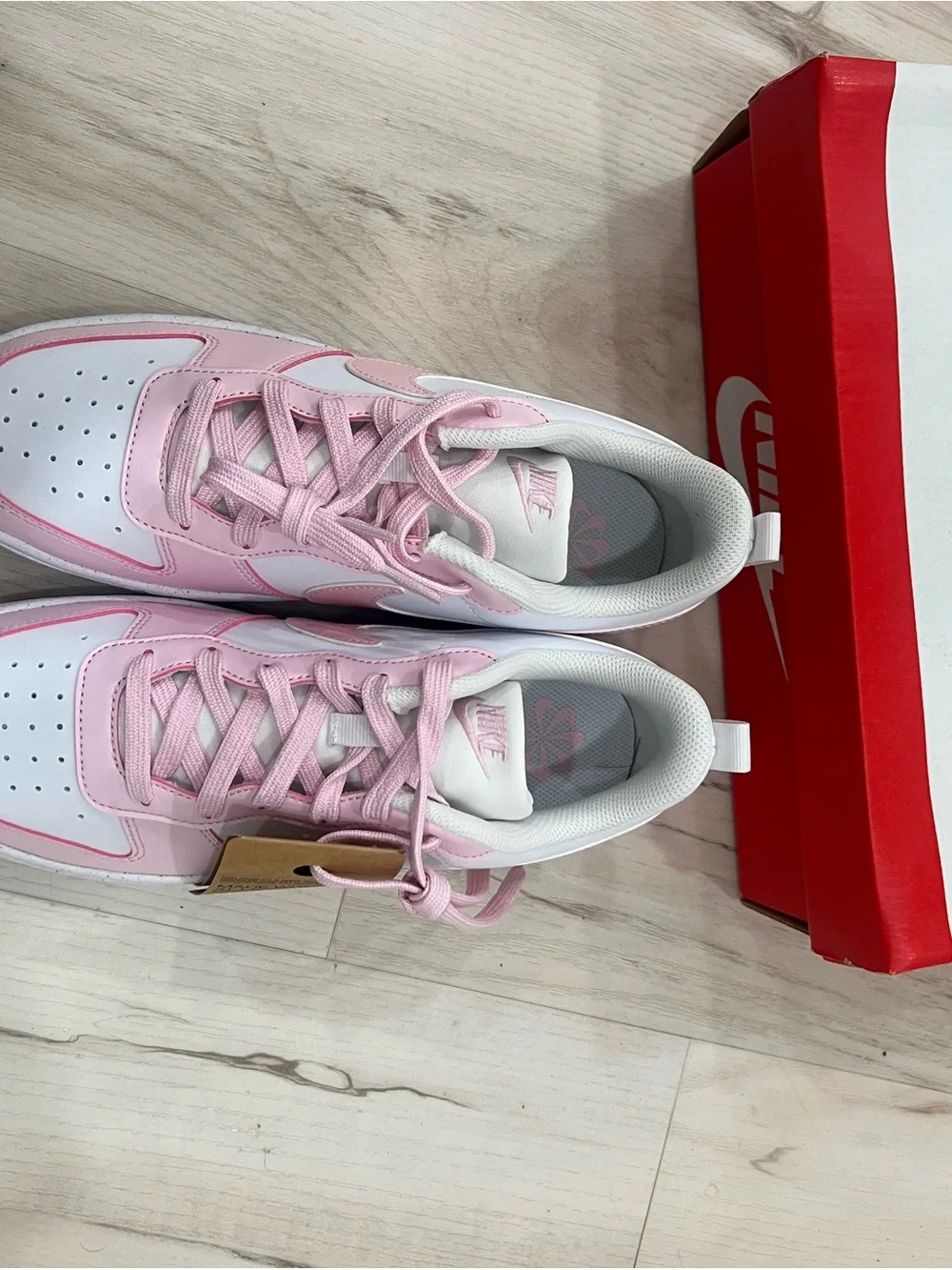 Nike unisex classic